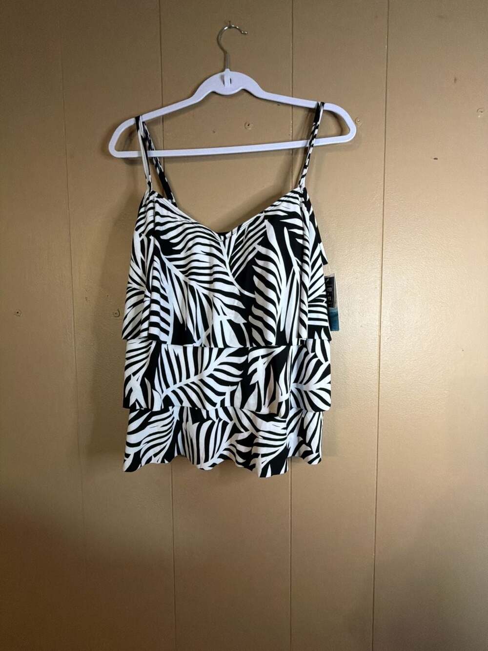 Swim Solutions V-Neck Triple Tier Tankini Top in Black and White Leaf Print